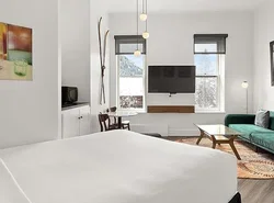 Independence Square 202, Hotel Room Over-looking the Mall and Aspen Mountain