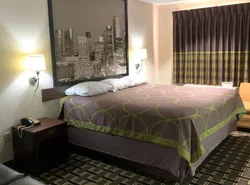 Super 8 by Wyndham Baytown I-10