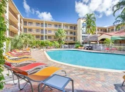 Holiday Inn & Suites Boca Raton - North