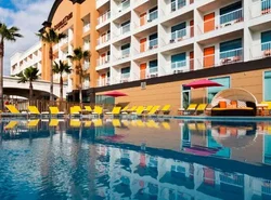 DoubleTree by Hilton Galveston Beach