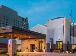 Holiday Inn Express & Suites Springfield, an IHG Hotel