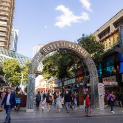 Queen Street Mall, Brisbane Accommodation Philadelphia