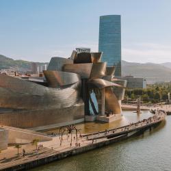 Guggenheim Museum Bilbao, Bilbao Accommodation Philadelphia