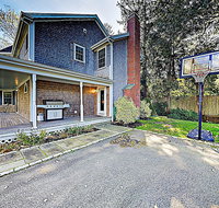 New Listing! Spacious Victorian - Walk To Beach 3 Bedroom Home - Accommodation Philadelphia