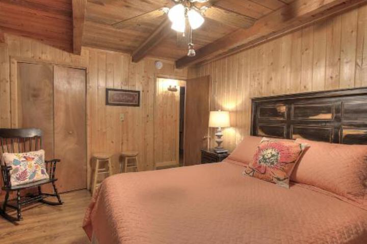 KATHYS KABIN - thumb 1