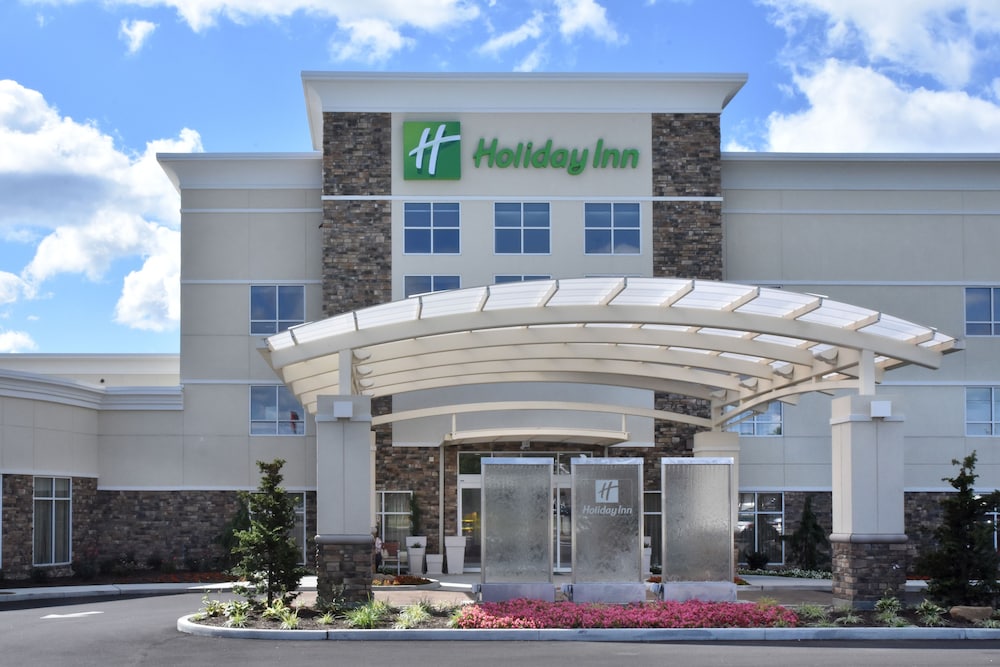 Holiday Inn Canton (Belden Village), An IHG Hotel - thumb 0