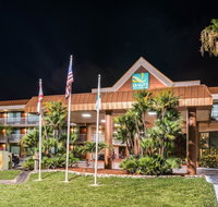 Quality Inn  Suites Tarpon Springs South - Accommodation Philadelphia