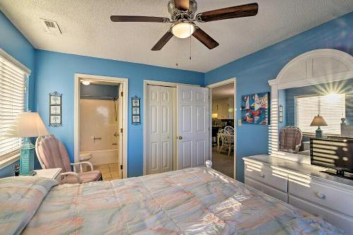 Oceanfront Surfside Beach Condo Steps To Beach! - thumb 1