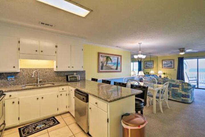 Oceanfront Surfside Beach Condo Steps To Beach! - thumb 6
