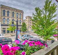 Charming Grand Haven Apt w / View Walk Everywhere - Accommodation Philadelphia
