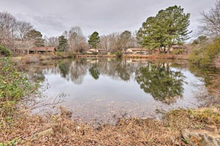 Chapel Hill Condo 2 Miles To UNC 8 Miles To Duke! - thumb 2