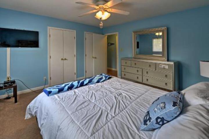 Chapel Hill Condo 2 Miles To UNC 8 Miles To Duke! - thumb 0