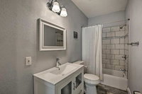 Pristine St. Petersburg Villa 5 Min to Downtown