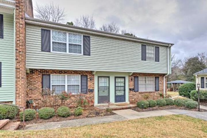 Chapel Hill Townhome W / Pool 5 Mins To UNC Campus - thumb 0