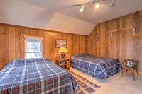 De Soto Studio Perfect for Couples Walk to Main St