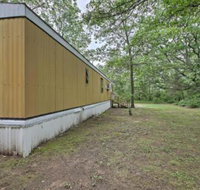 Cozy Fountain Cabin on 2 Wooded Acres by 3 Lakes - Accommodation Philadelphia