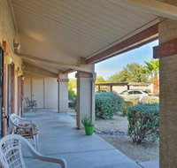 Cozy Apache Junction Condo w / Views  Shared Pool - Accommodation Philadelphia