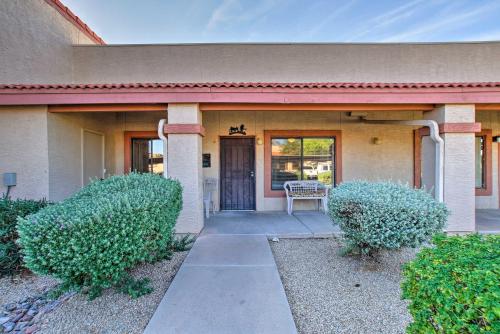 Cozy Apache Junction Condo W / Views & Shared Pool! - thumb 1