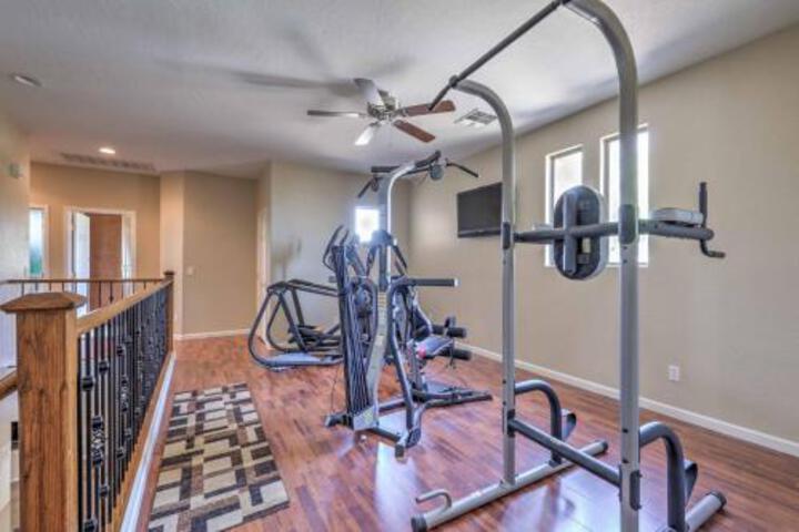 Spectacular Chandler House W / Pool & Fire Pit! - thumb 5