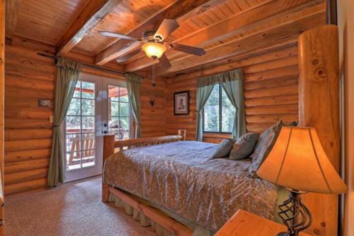 Duck Creek Village Cabin W / Deck & Fire Pit! - thumb 6