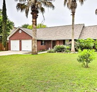 Hill Country Home w / Pool near Austin  San Antonio - Accommodation Philadelphia