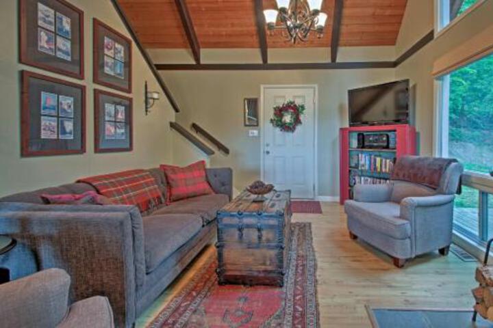 Conway Area Chalet W / Mountain Views & Fire Pit! - thumb 5
