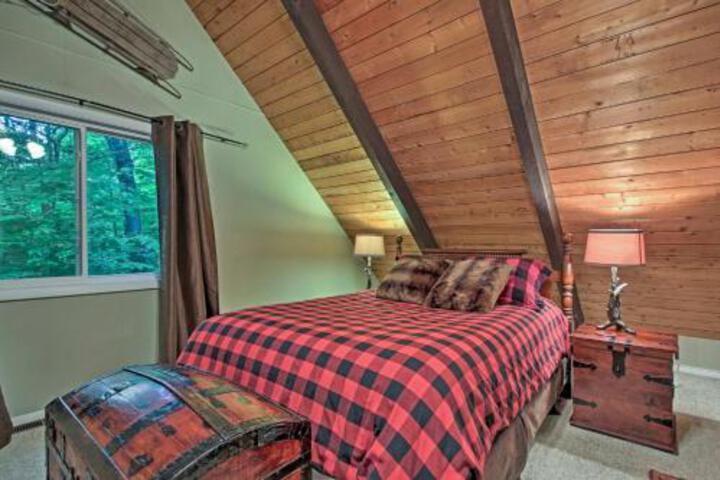 Conway Area Chalet W / Mountain Views & Fire Pit! - thumb 6
