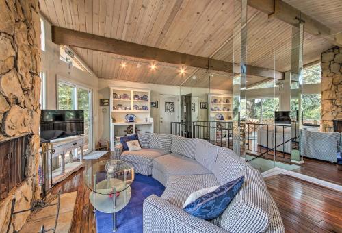 Cabin W / Mtn Views 2 Mi. To Town & Lake Arrowhead! - thumb 0