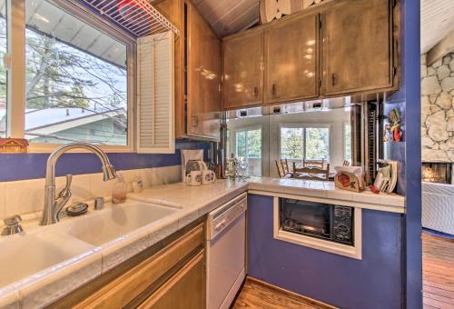 Cabin W / Mtn Views 2 Mi. To Town & Lake Arrowhead! - thumb 5
