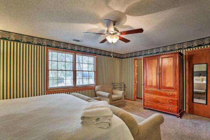 Mt. Pleasant House W / Screened Patio & Pool Table! - thumb 5