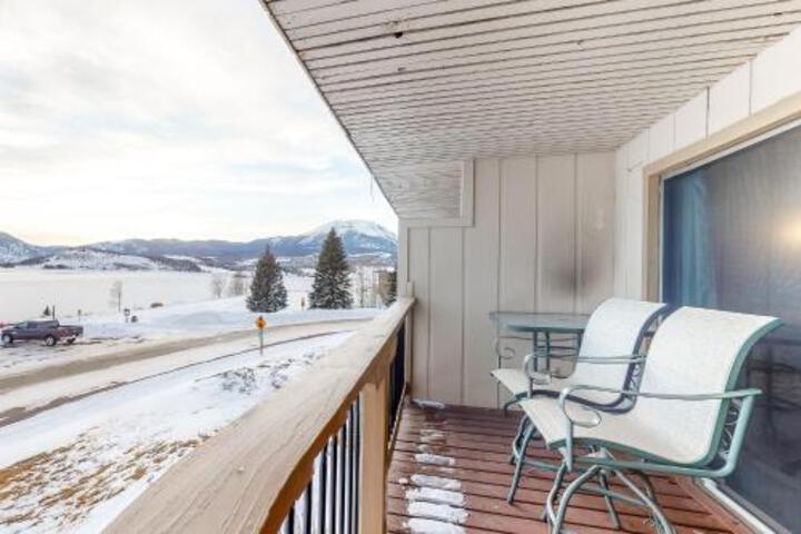 La Bonte Lake Views - thumb 0