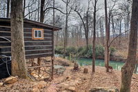 Secluded Creekside Home The Treehouse Cabin