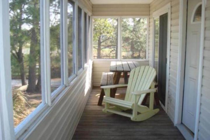 CH475 COL. RETREAT - thumb 0