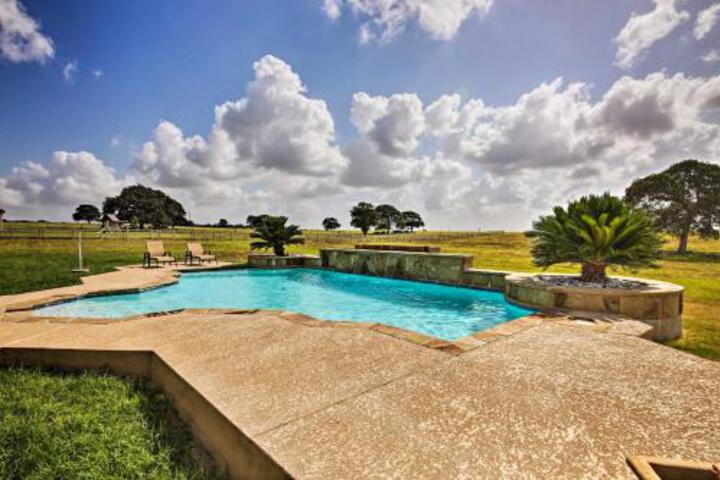 Upscale La Vernia House 30 Mi. To San Antonio - thumb 5
