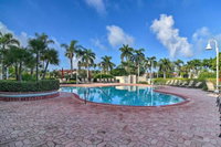 Updated Beach Condo in Isla Del Sol Community