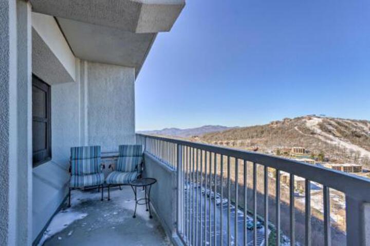 Mountain Resort Escape W / Balcony + Amenities - thumb 4