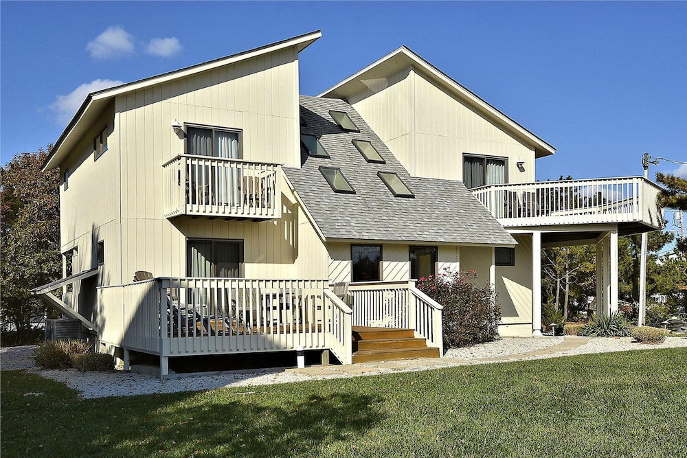 1 Ocean Dr. North Shores By Long & Foster - thumb 1