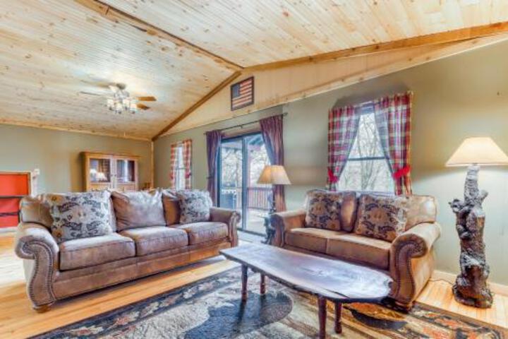 Cozy Cabin - thumb 2