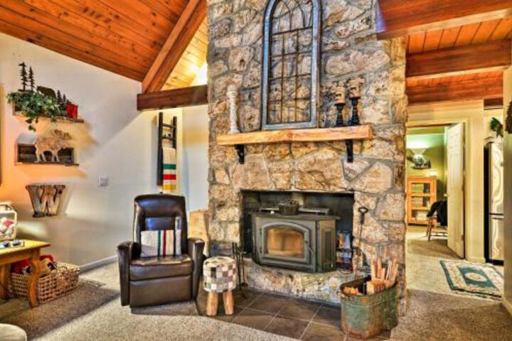 A Frame Abode In Mt. Hood Area W / Deck + Grill - thumb 3
