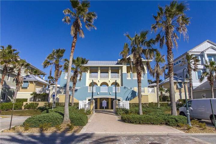 A Wave From It All 3 Bedrooms Sleeps 8 Cinnamon Beach Pet Friendly WiFi - thumb 6