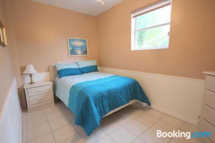 135 Mango Street - thumb 2