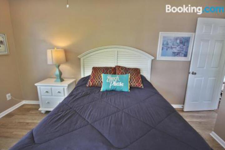 135 Mango Street - thumb 0