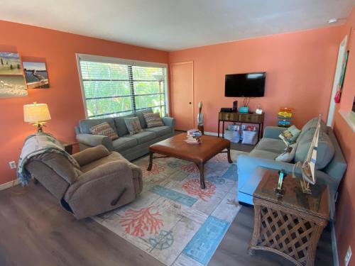 4025 Estero Blvd. - thumb 0