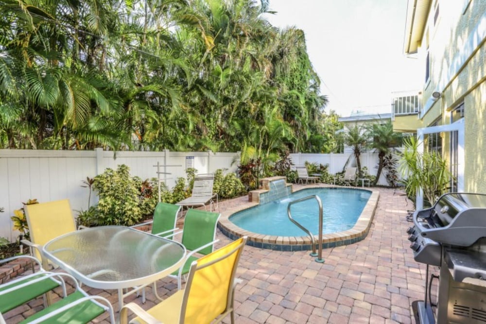 241 Pearl Street - thumb 1