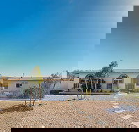 New Listing! Luxe Getaway W/ Pool & Mountain Views 3 Bedroom Home - Accommodation Philadelphia