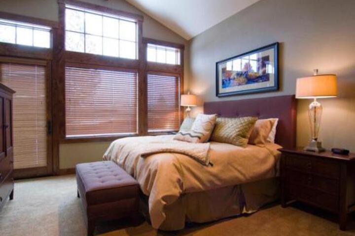 45 Caldera Cabin - thumb 6