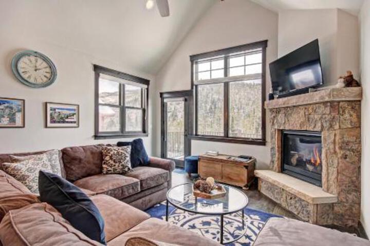 78 Alders Condo - thumb 6