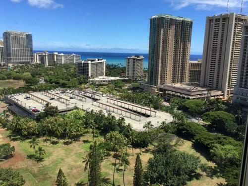1700 1900 Ala Moana Hawaii Studio 2 - thumb 5