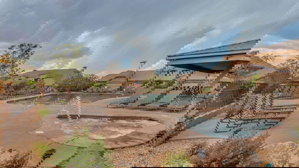 Bike-on-inn 3 Bedroom Apts - thumb 2