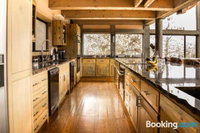 Sula Mt Accommodation Philadelphia